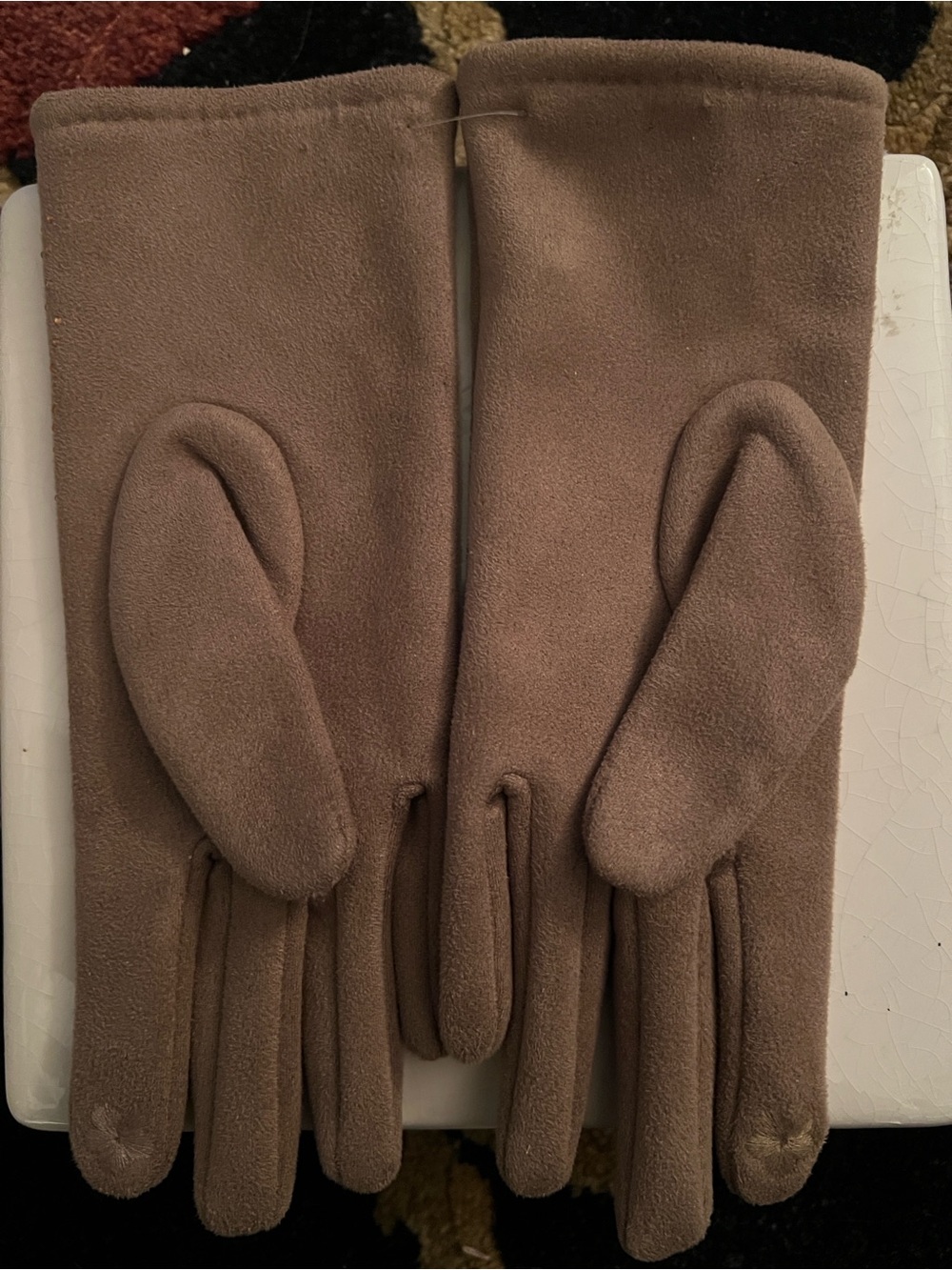 Arianna by Howard’s Brown Gloves with Copper Tone Crystal Embellishments OS - Picture 12 of 13